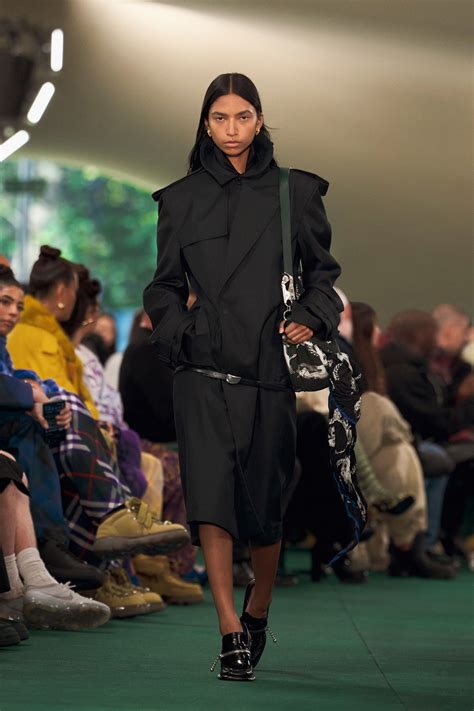 burberry spring 2024 ready-to-wear|burberry runway 2024.